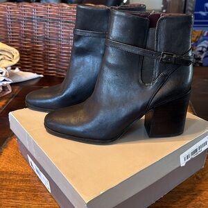 Franco Sarto  Chelle ankle boots size 11 NWB